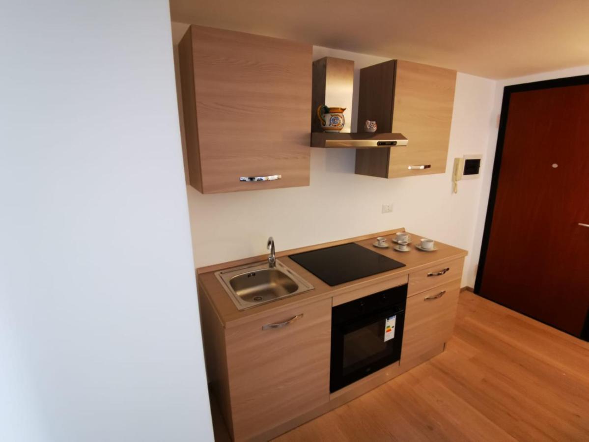Francy'S House Apartment Triggiano Bagian luar foto